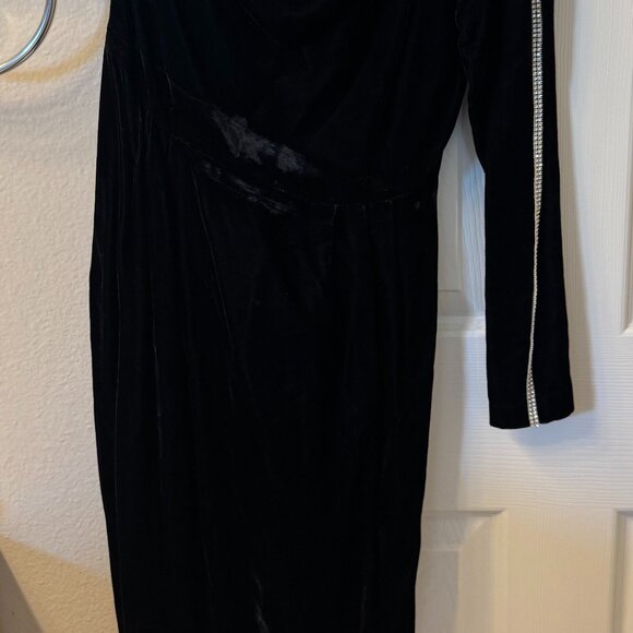 One Shoulder Cocktail Dress - Picture 2 of 4